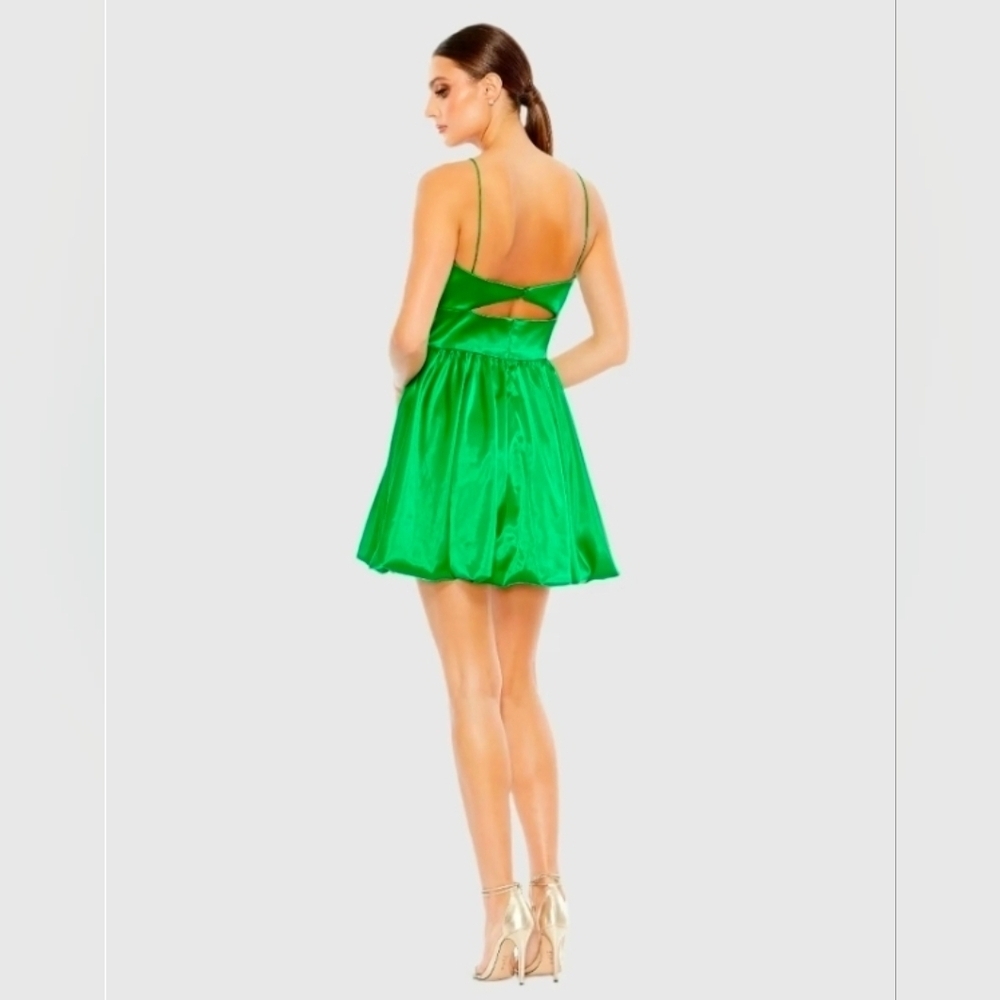 NWT! Ieena for Mac Duggal,Bow Front Bubble Hem Mini Dress, Green , Size 6 - Picture 3 of 4